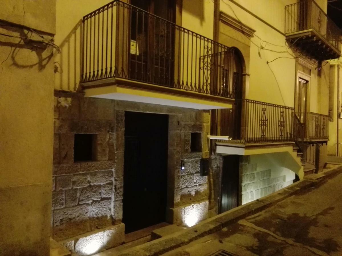 Barrafranca B&B Dante المظهر الخارجي الصورة